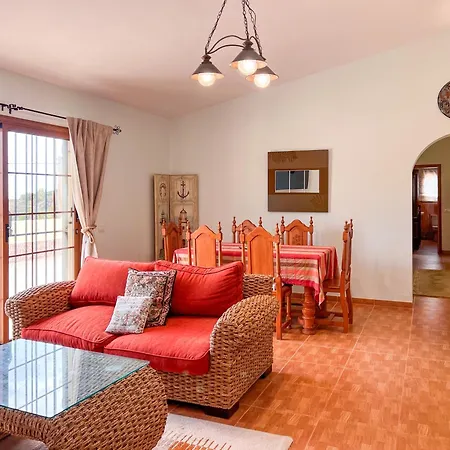 Alpesi faház Exquisite Rural House With Garden, Pool And Sea Views Arico Viejo