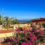 Exquisite Rural House With Garden, Pool And Sea Views *